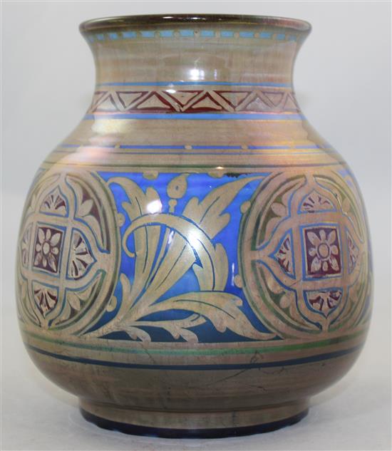 A Pilkingtons Royal Lancastrian lustre vase, by Richard Joyce, 1920s, 18.5cm